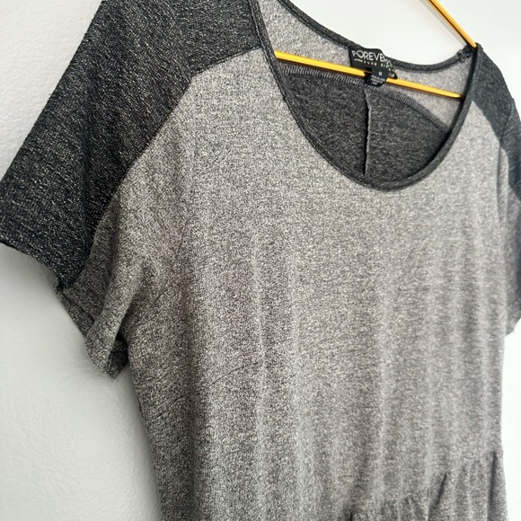 Forever 21+ Color Blocking Black and Gray Plus Size Dress With Pocket - Picture 4 of 7